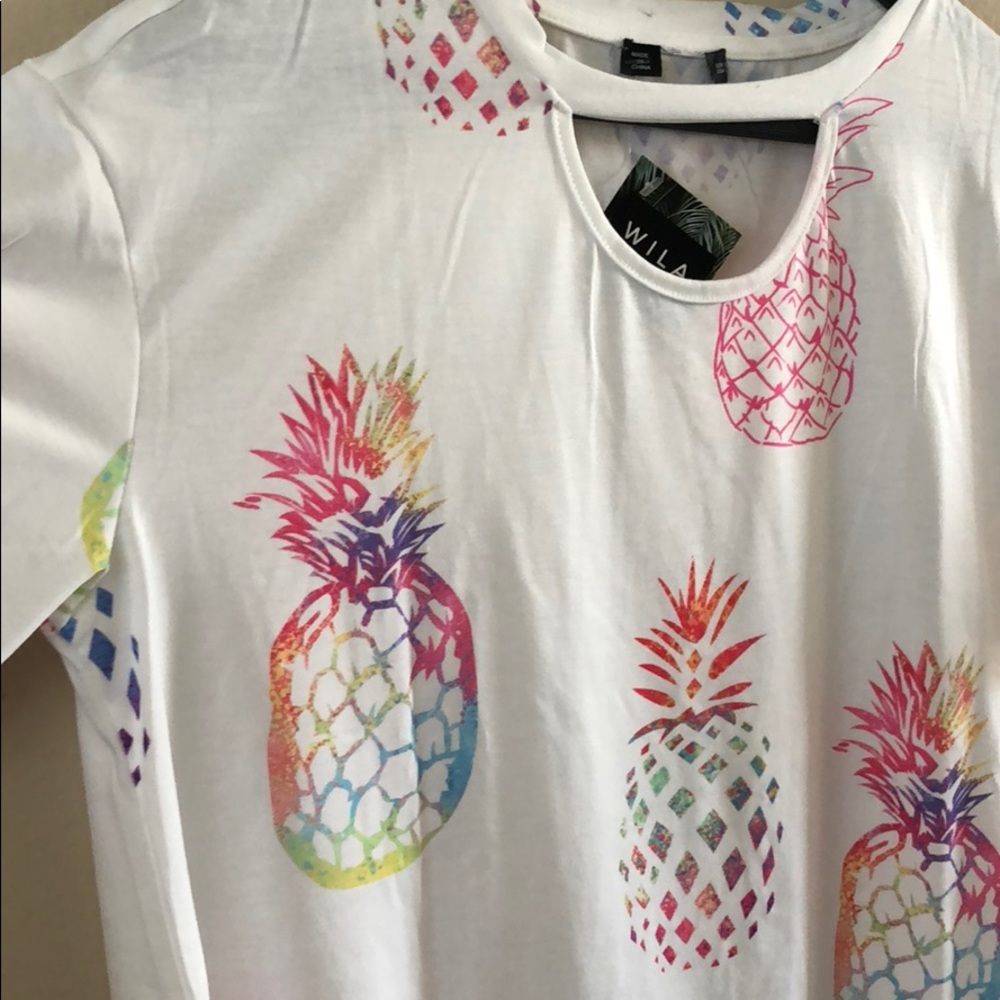 Pineapple choker graphic Tee - Picture 2 of 8